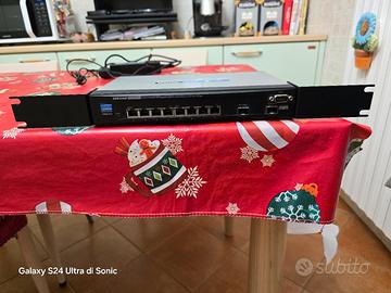 Switch Linksys SRW208P 8 Porte PoE Gigabit
