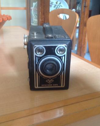 AGFA SYNCTRO BOX macchina fotografica anni 50