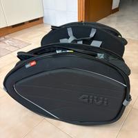Bauletti laterali Givi per moto e scooter