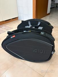 Bauletti laterali Givi per moto e scooter