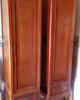 Mobili legno massello