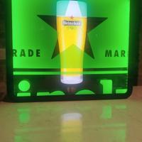 insegna luminosa Heineken 