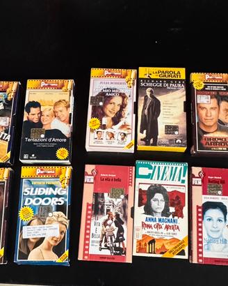 Cassette VHS stock 16 pezzi titoli vari