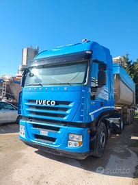 Camion Iveco Stralis 500