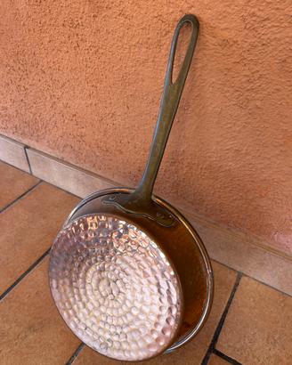 Padella vintage in rame martellato diametro 22 cm