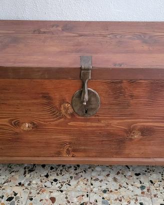Cassapanca arte povera