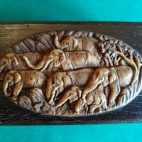 Scatola etnica artigianale con elefanti Thailandia