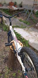 Bike trial modello Onza comp.