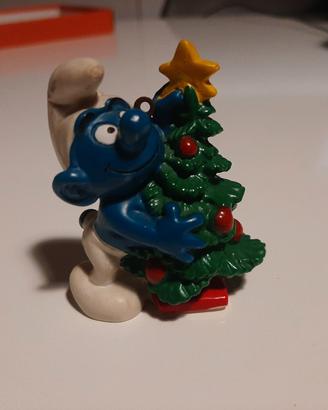 puffo raro con albero di natale