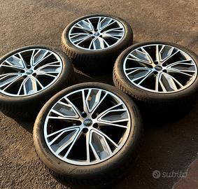 kit invernale originale Audi  245/40/19 Goodyear 