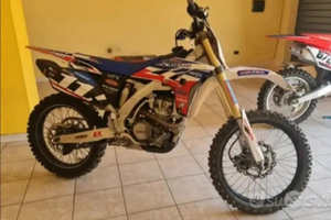 Motocross yamaha yz 250 4 tempi