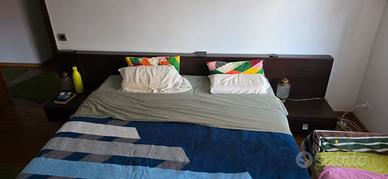 testiera letto con comodini