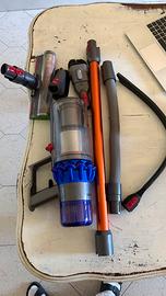 Dyson V15