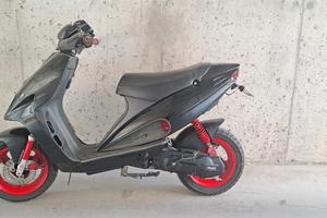 Malaguti phantom f12-50 cc a liquido