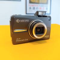 Kyocera Finecam S4 4 MP Digicam Sensore CCD