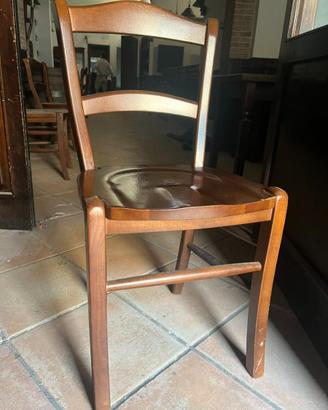 tavoli e sedie in legno massello e altri