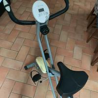 Cyclette pieghevole