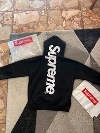 Supreme hoodie