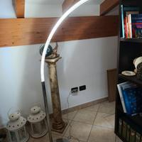 Lampada led di design moderno