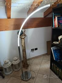 Lampada led di design moderno