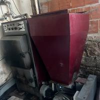 Caldaia a biomasse policombustibili