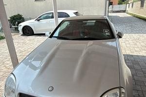 Mercedes SLK 200