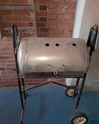 barbecue in acciaio inox 