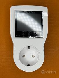 contatore energia presa smart Tuya WIFI