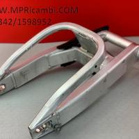 FORCELLONE POSTERIORE HONDA CBR 919 1996 1997 900