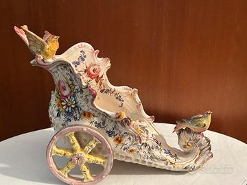 Centrotavola in ceramica policroma di Nove,’800