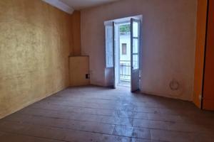 PORZIONE DI FABBRICATO DA RISTRUTTURARE
