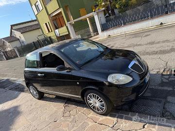 Lancia Ypsilon 1.2 Argento