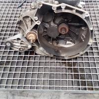 Cambio manuale - focus - 2013 - 1.6 d