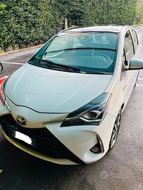 Toyota Yaris Style Full Hybrid