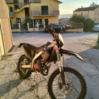 Hm CRE 125 2t 2012