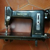 Macchina da cucire NECCHI anni 40
