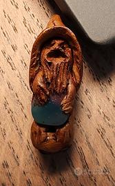 Ciondolo folletto con pietra 