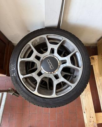 3x Cerchi con gomme Fiat 500