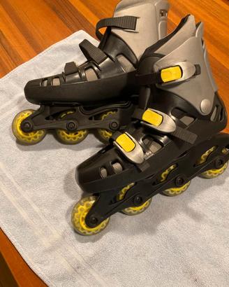 PATTINI A ROTELLE IN LINEA