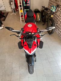 Ducati Streetfighter v4
