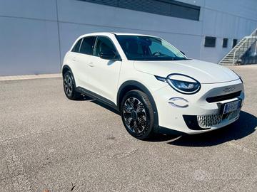Fiat 600 Hybrid 136 CV DCT MHEV La Prima
