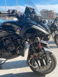 Yamaha Niken 900 cc Demo