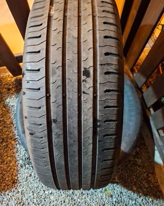 Gomme auto