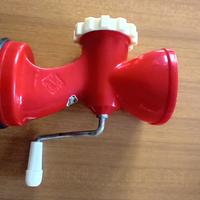 Tritacarne in moplen, anni '60