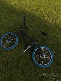 BMX Berga - Copertoni Blu