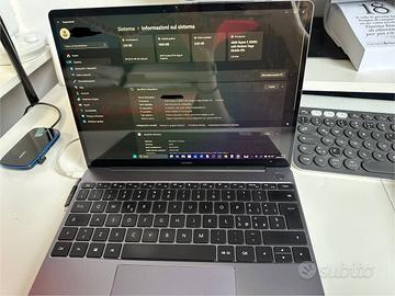 Huawei MateBook 13 Ryzen 5 3500U 8 GB RAM / 256 GB