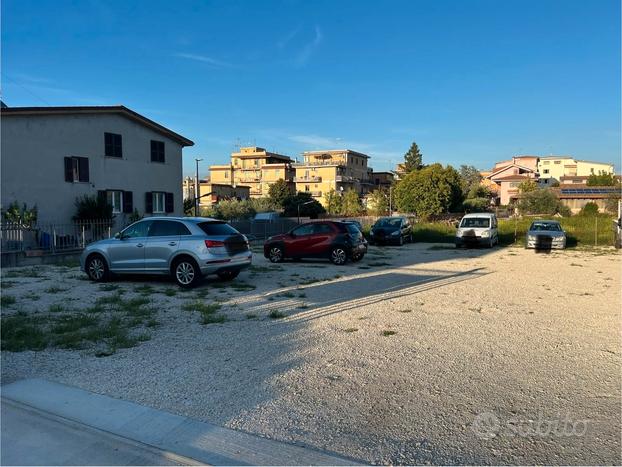 Finocchio borghesiana posti auto parcheggio