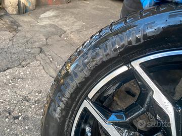 Gomme Bridgestone Alenza 245/50 19’