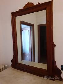 Specchiera antica
