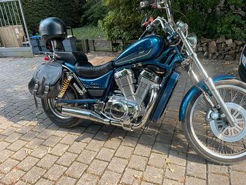 Suzuki intruder 800